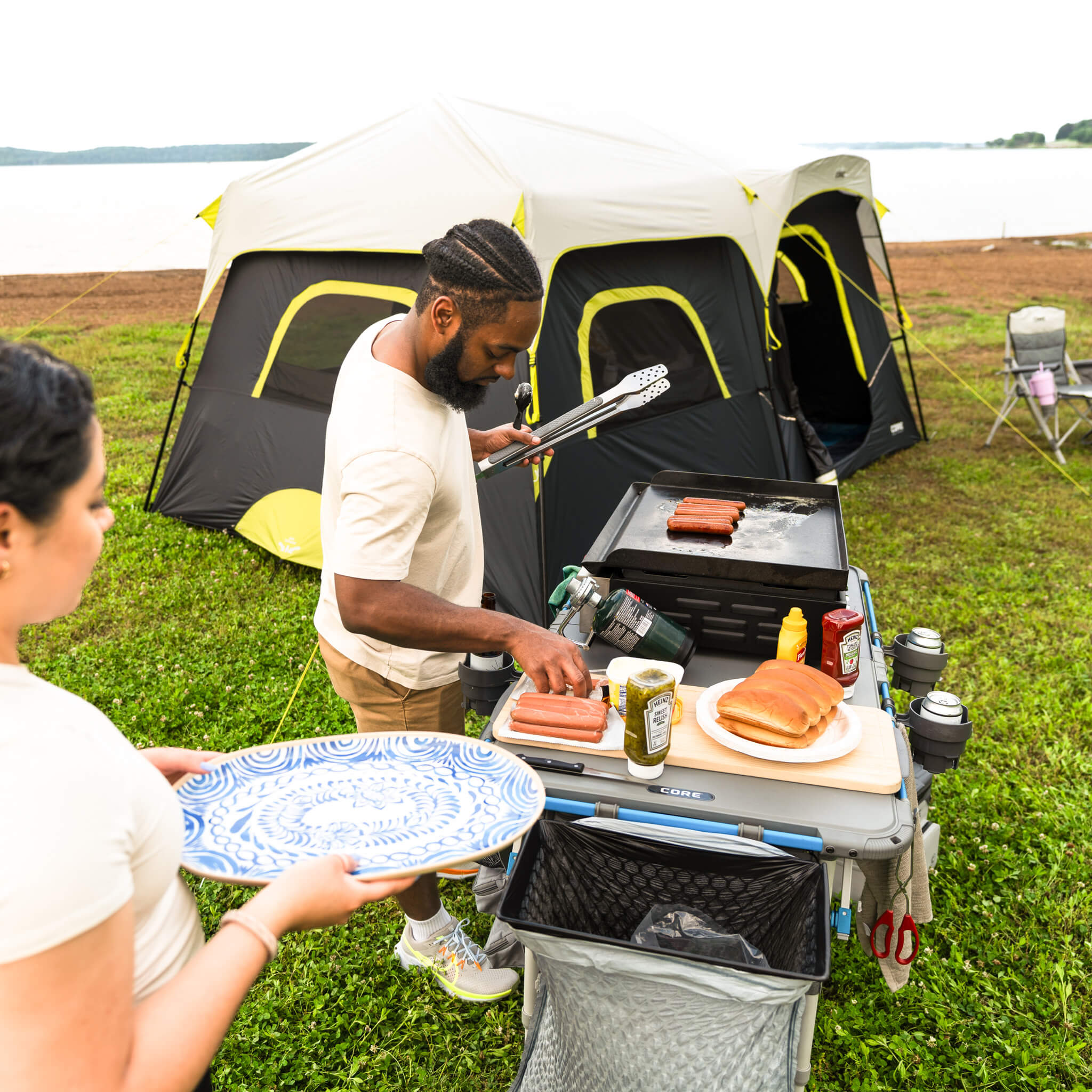 4 Foot FlexRail Outdoor Prep & Cook Table - Image 2